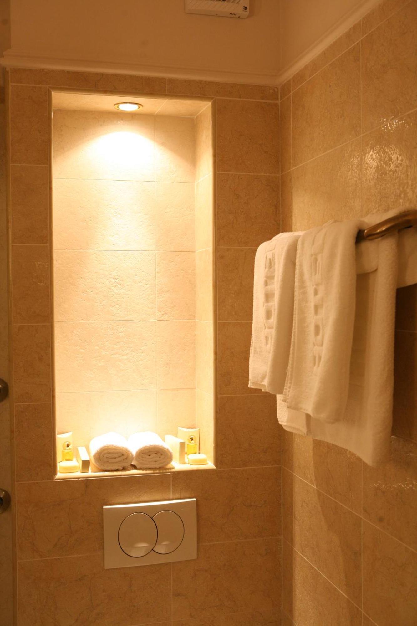 Hotel Villa Viktorija バニャ・ルカ エクステリア 写真