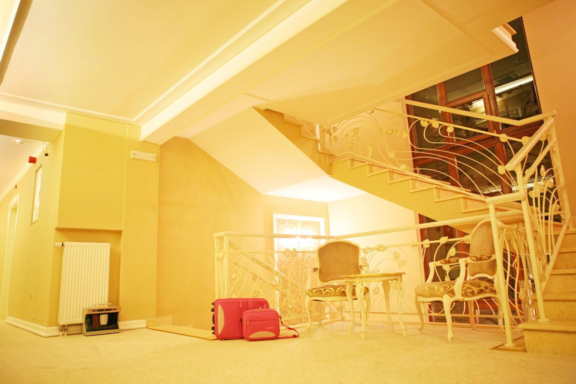 Hotel Villa Viktorija バニャ・ルカ エクステリア 写真